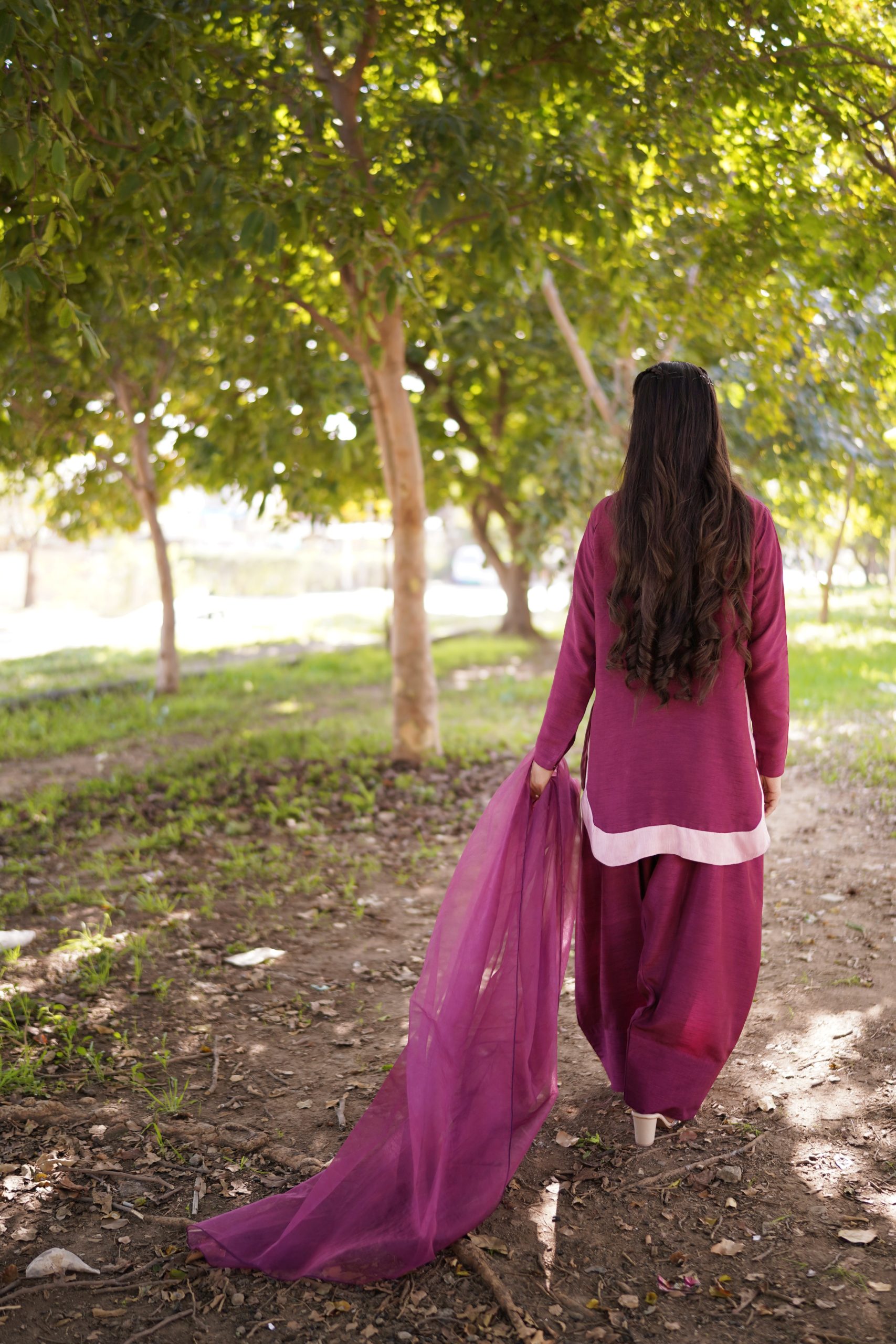 Plum Noor - Image 8