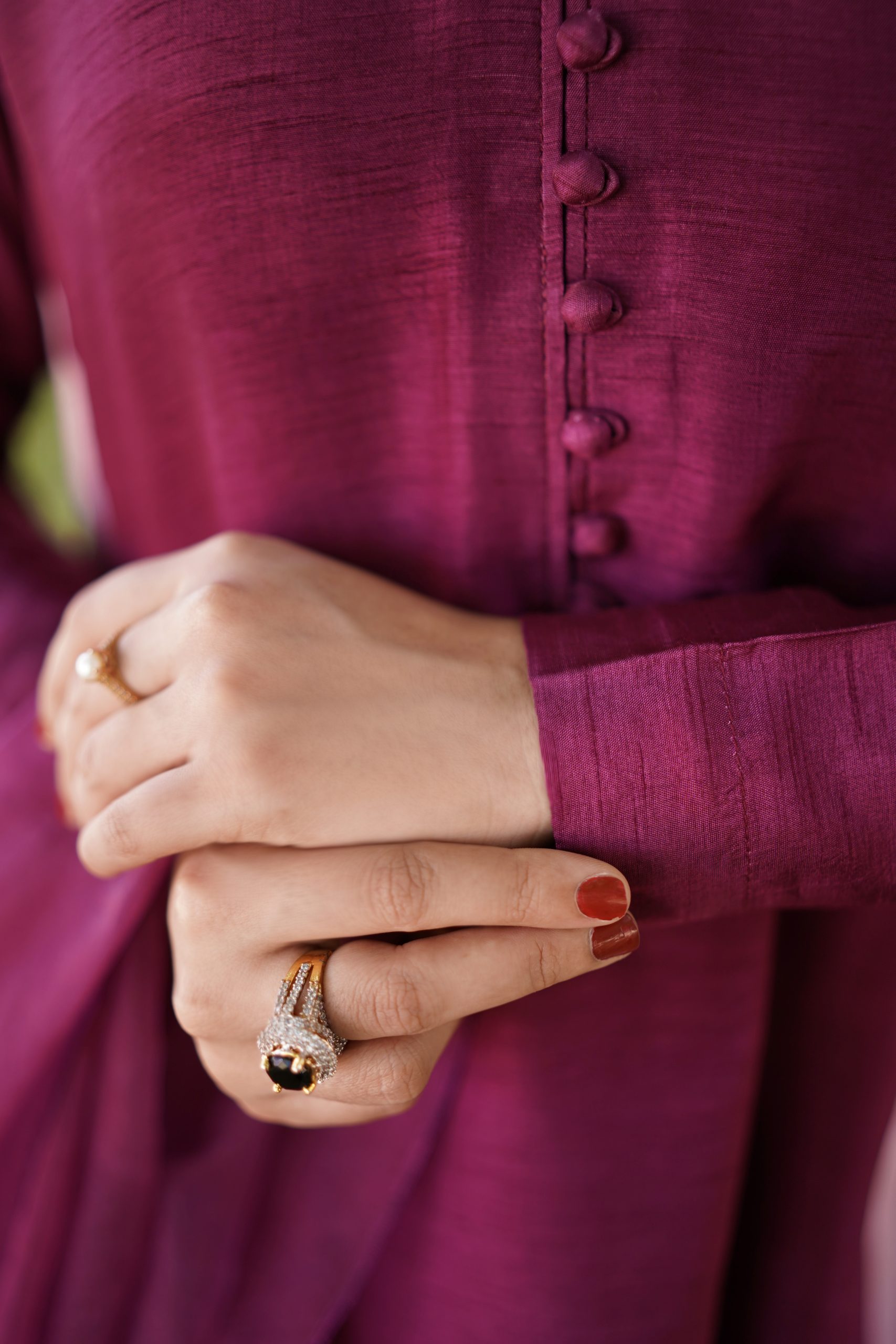 Plum Noor - Image 17